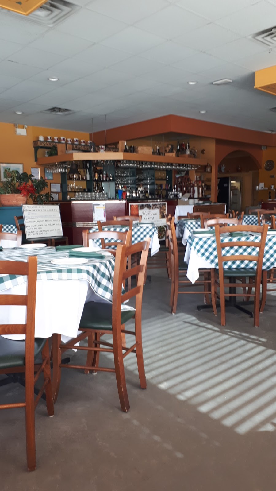Il Forno Ristorante | 14981 Stony Plain Rd, Edmonton, AB T5P 4W1, Canada | Phone: (780) 455-0443