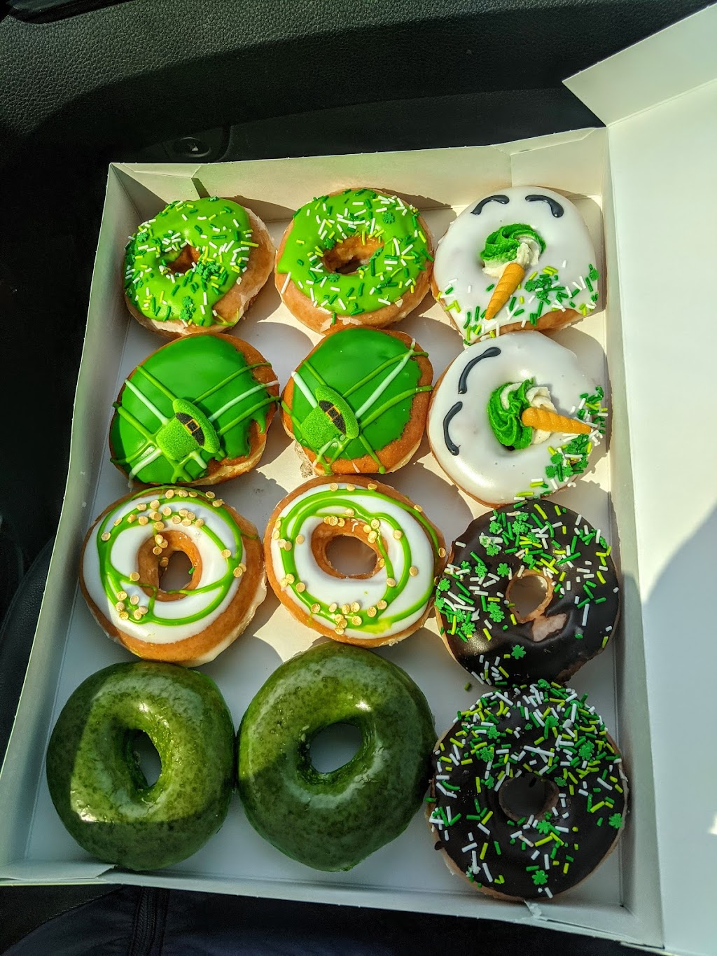 Krispy Kreme Doughnuts | 1560 Bd Lebourgneuf, Québec, QC G2K 2M4, Canada | Phone: (418) 622-1966