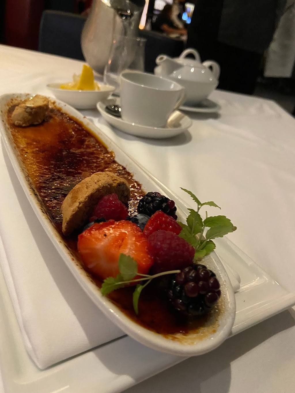 Ponte Vecchio | 6380 Fallsview Blvd, Niagara Falls, ON L2G 7X5, Canada | Phone: (888) 325-5788