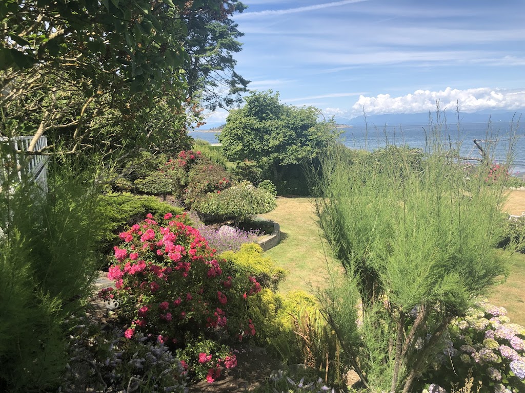 Beyond the Fence | Nova St, Nanaimo, BC V9R 5M9, Canada | Phone: (250) 816-6400