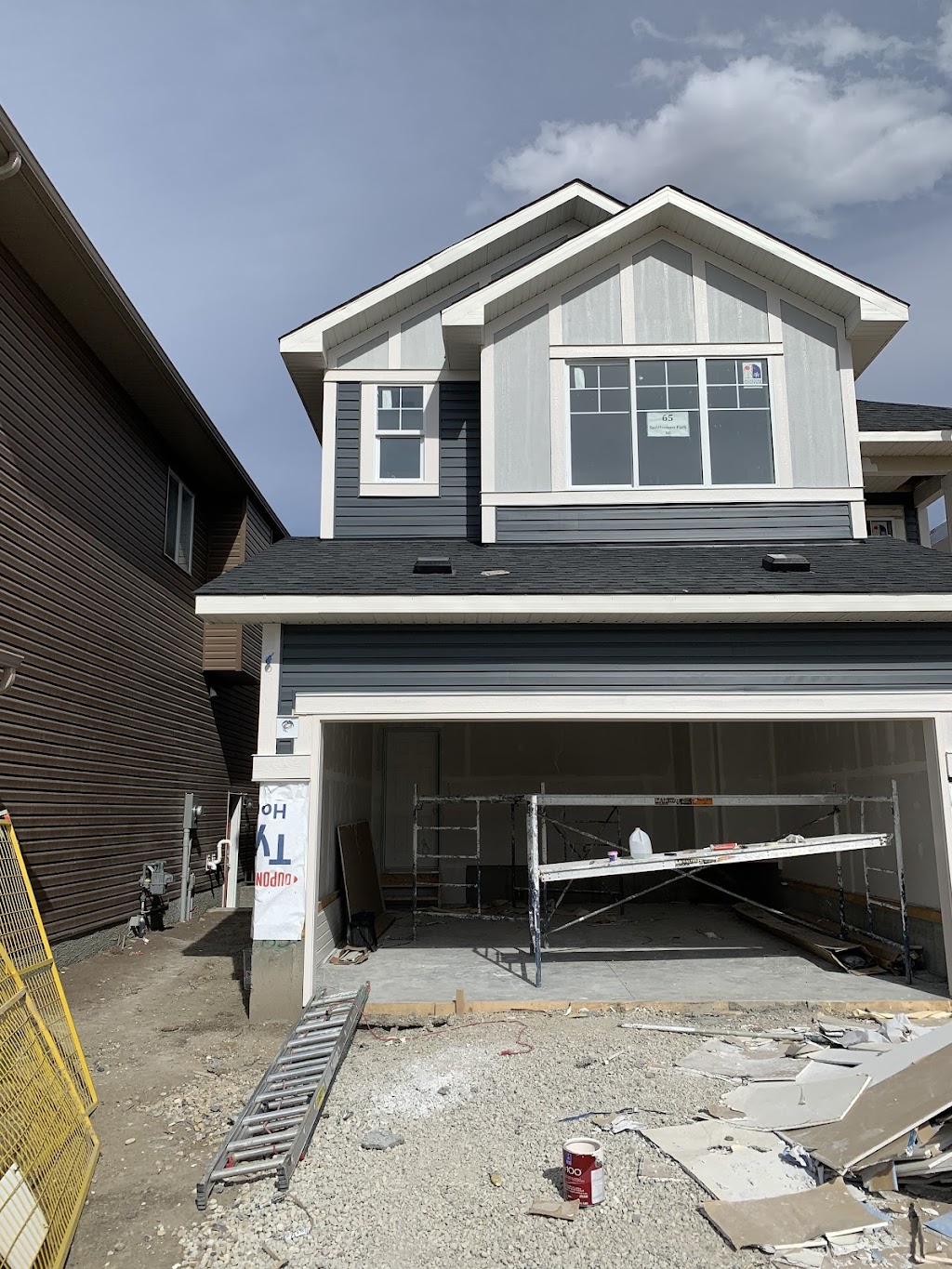 City Roofing & Siding LTD. | 65 Saddlestone Park NE, Calgary, AB T3J 0Z4, Canada | Phone: (403) 837-0075