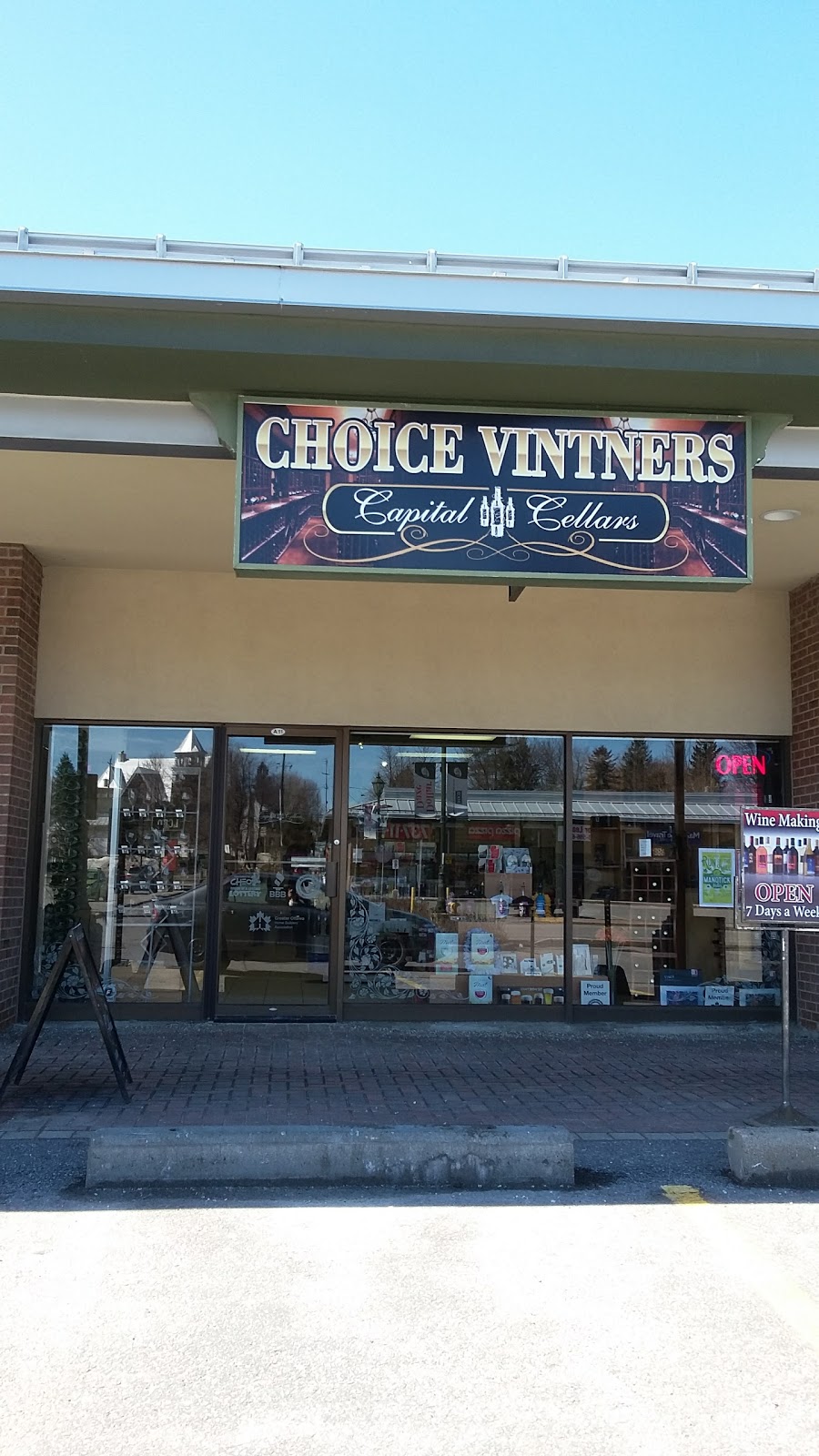 Choice Vintners | 1160 Beaverwood Rd, Manotick, ON K4M 1A3, Canada | Phone: (613) 692-6030