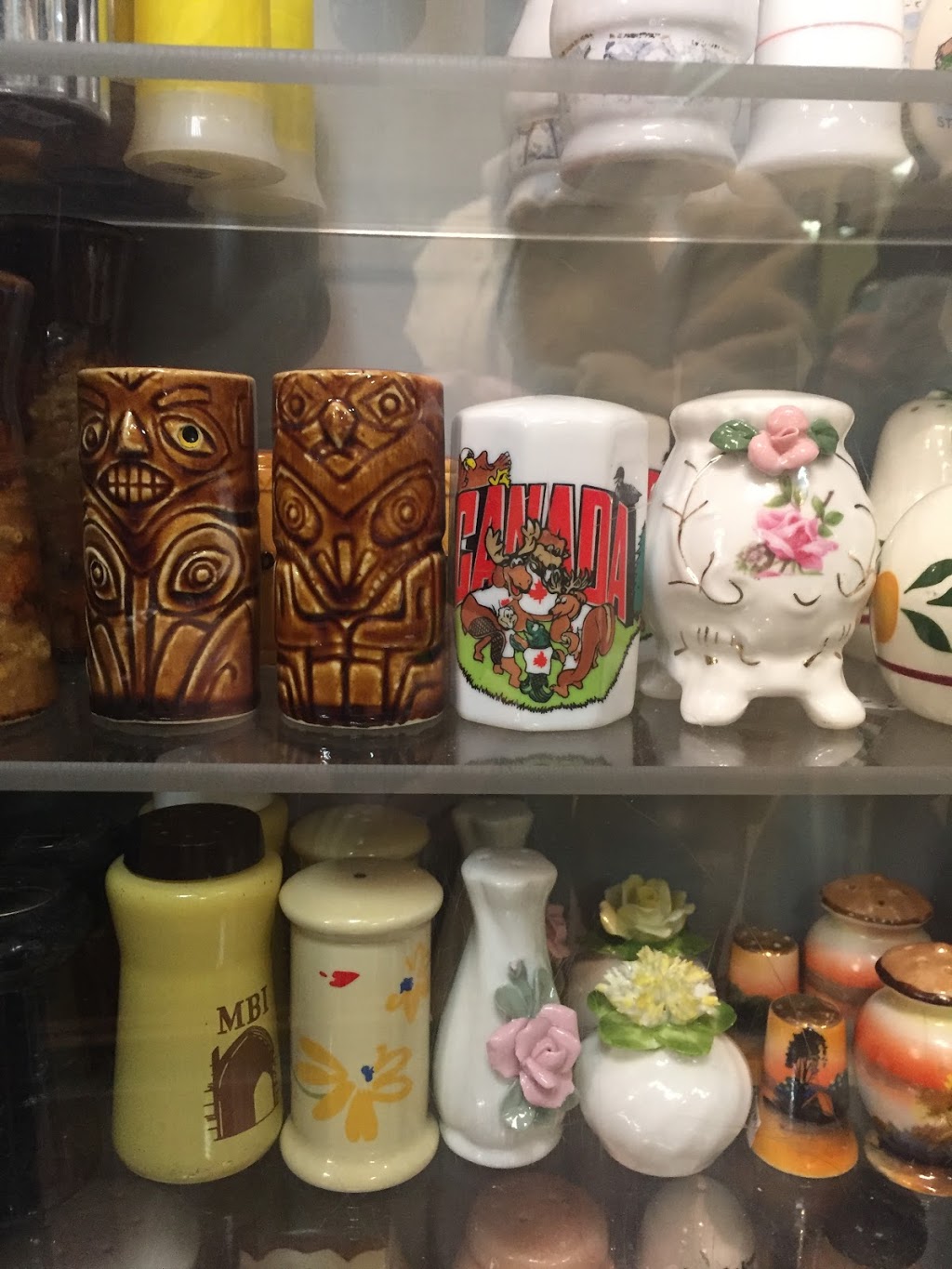 jms Treasure Chest | 293 Ottawa St N, Hamilton, ON L8H 3Z8, Canada | Phone: (905) 335-5700