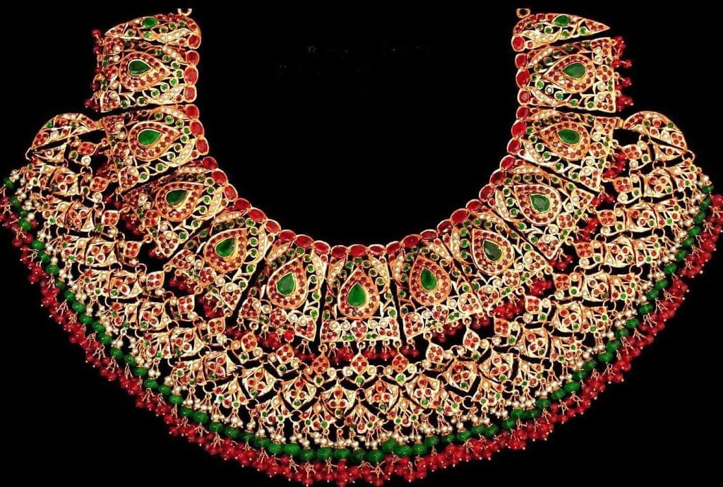 Randhawa Jewellers Ltd | 1066 Albion Rd, Etobicoke, ON M9V 1A7, Canada | Phone: (416) 744-7534