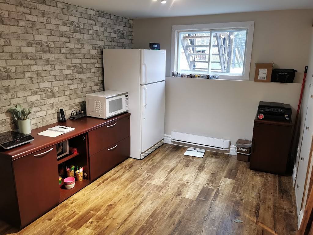Nursery Les Six Plumes | 144 Rue Goudreau, Magog, QC J1X 5T1, Canada | Phone: (819) 201-2555
