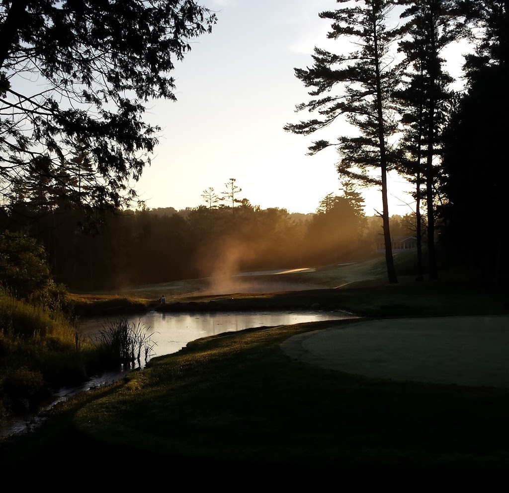 Shelter Valley Pines Golf Club | 1806 Shelter Valley Rd, Grafton, ON K0K 2G0, Canada | Phone: (905) 349-3427