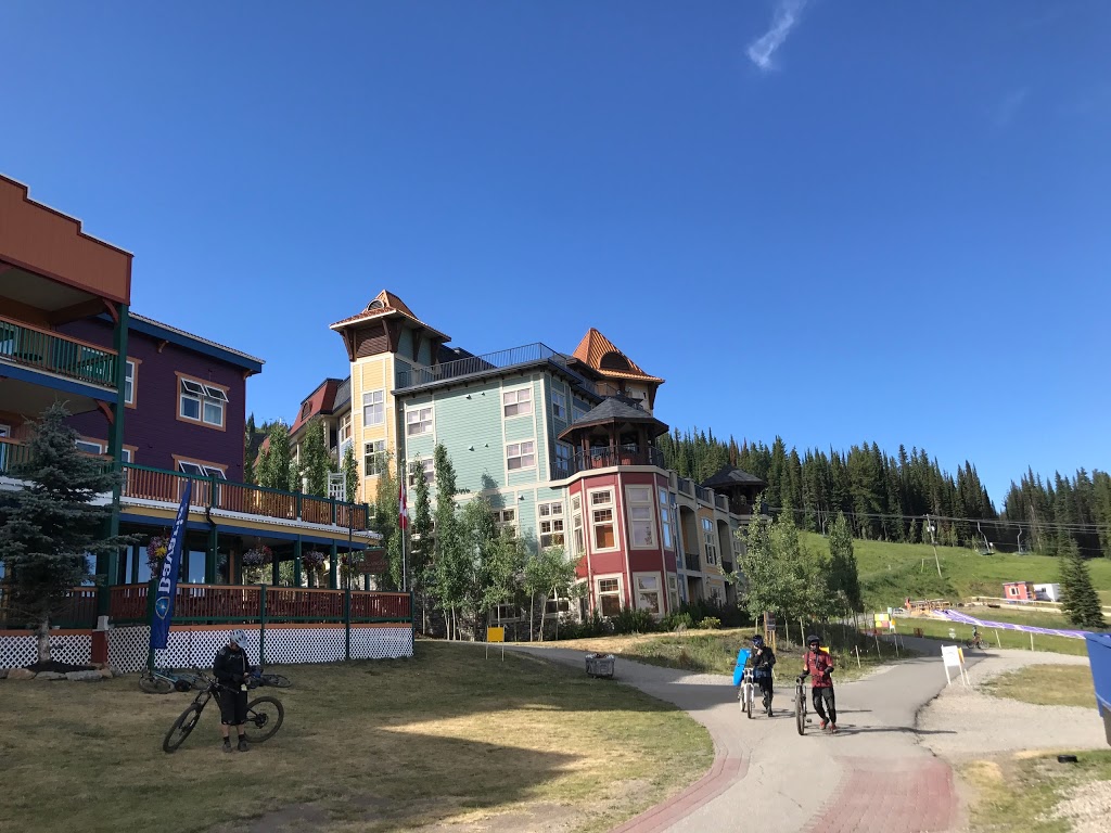 Vance Creek Hotel & Conference Centre | 148 Silver Lode Ln, Vernon, BC V1B 3M1, Canada | Phone: (250) 549-5191
