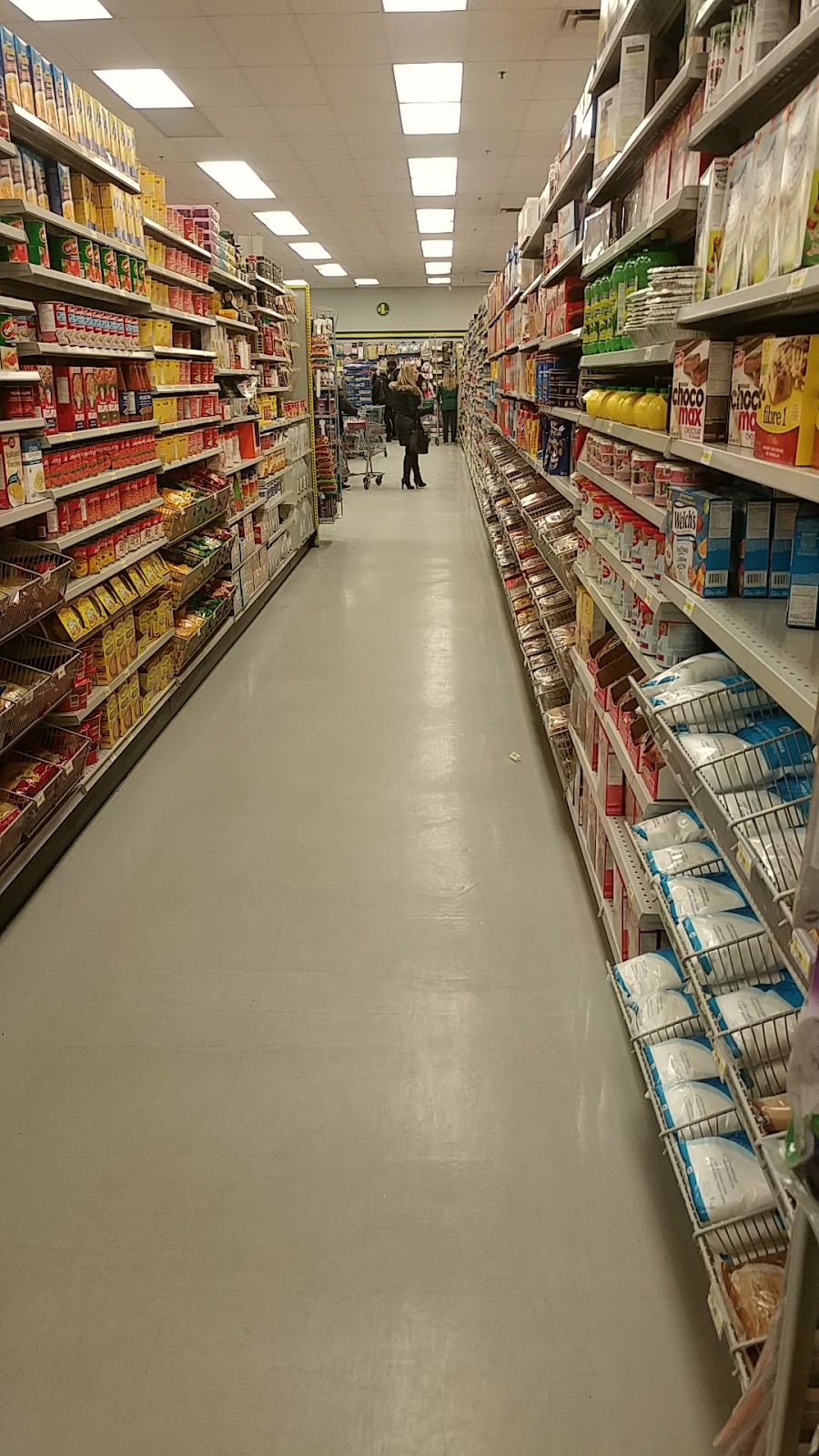Dollarama | Mega Centre, 908 Autoroute Chomedey, Laval, QC H7X 3S9, Canada | Phone: (450) 689-4772