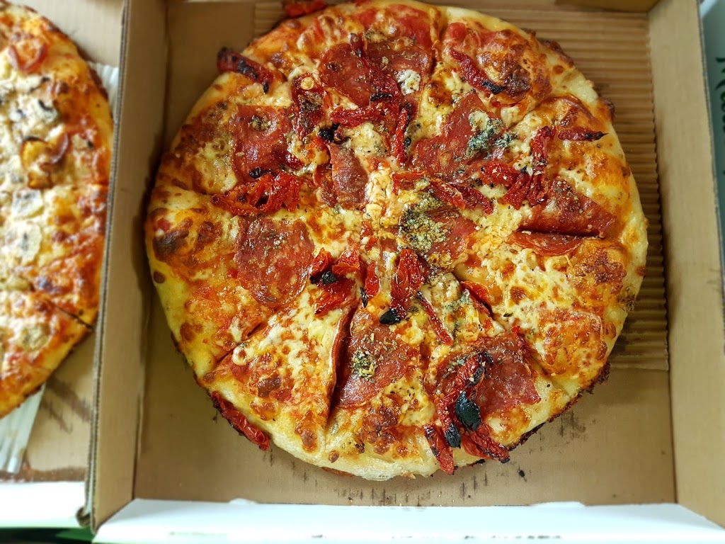 Pizzaiolo Gourmet Pizza | 3180 Lake Shore Blvd W, Etobicoke, ON M8V 1L7, Canada | Phone: (416) 251-5700