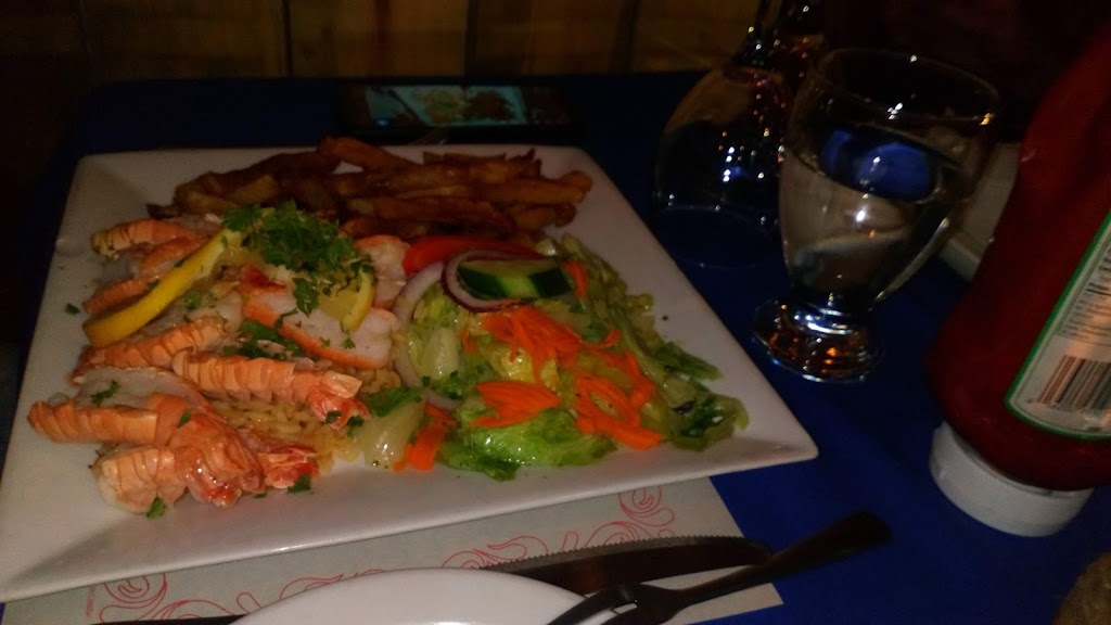 OPA ! | 1825 105e Ave, Shawinigan-Sud, QC G9P 1N2, Canada | Phone: (819) 536-3131
