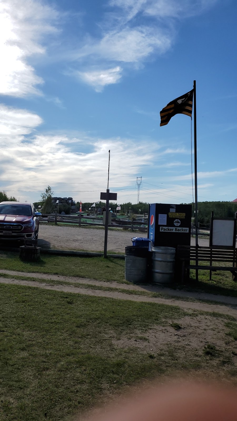 Geppetto’s & Sandy’s Snack Shack | Trans-Canada Hwy, Anola, MB R0E 0A0, Canada | Phone: (204) 422-8809
