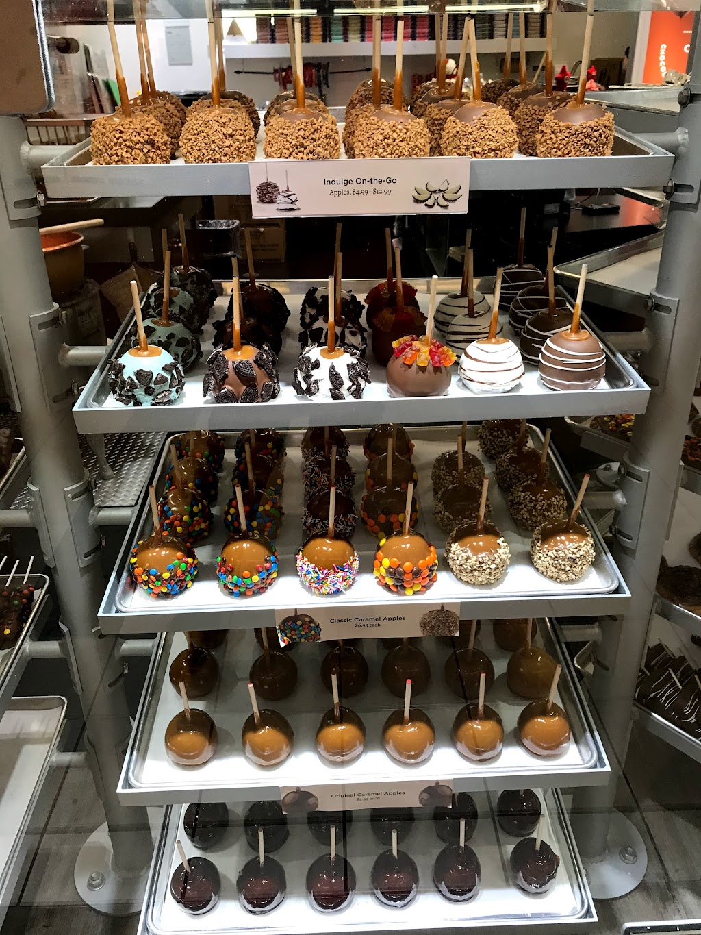 Rocky Mountain Chocolate Factory | 550 King Street North Unit B1B CONESTOGA MALL, Waterloo, ON N2L 5W6, Canada | Phone: (519) 886-2462