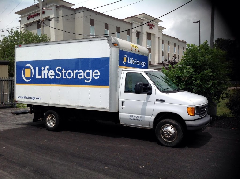 Life Storage | 521 Young St, Tonawanda, NY 14150, USA | Phone: (716) 695-0832