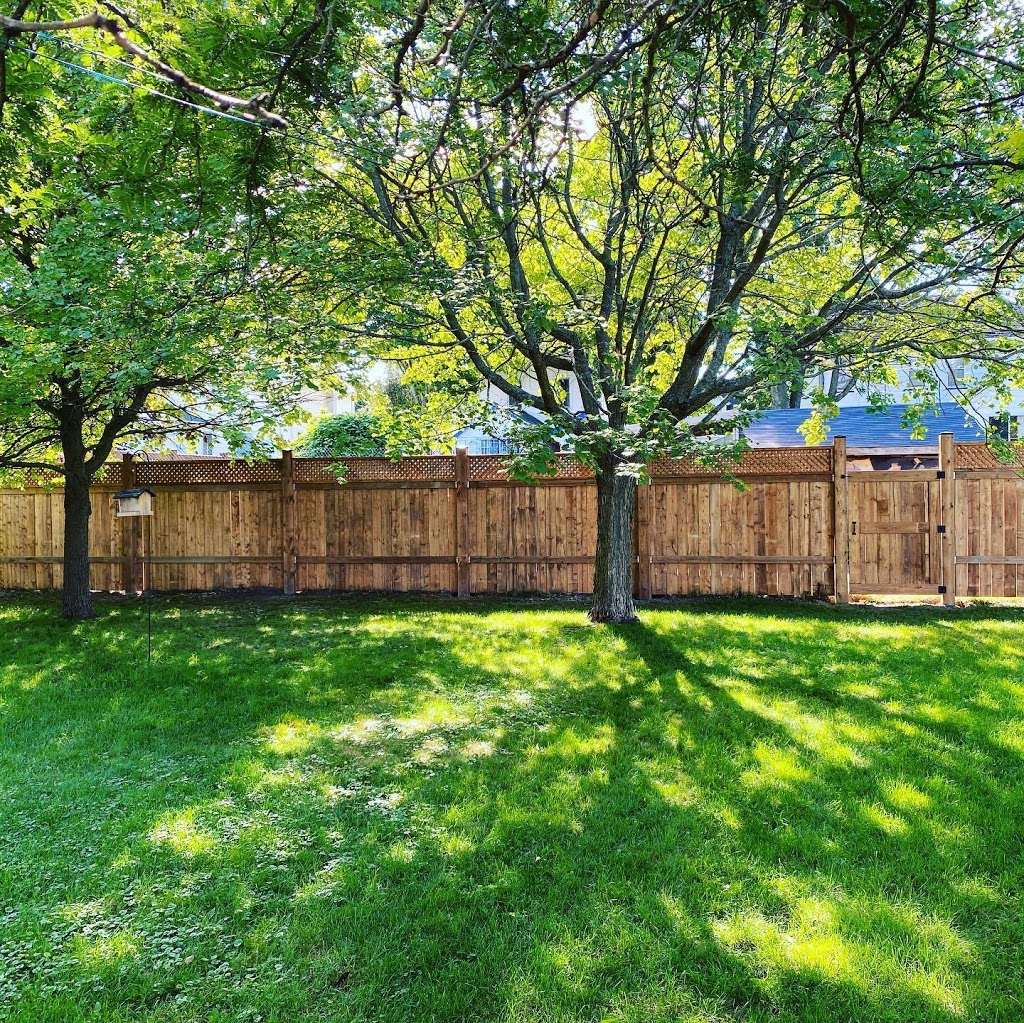 St. Lawrence Post Holes | 4336 Kilkenny Rd, Lyn, ON K0E 1M0, Canada | Phone: (613) 583-8832