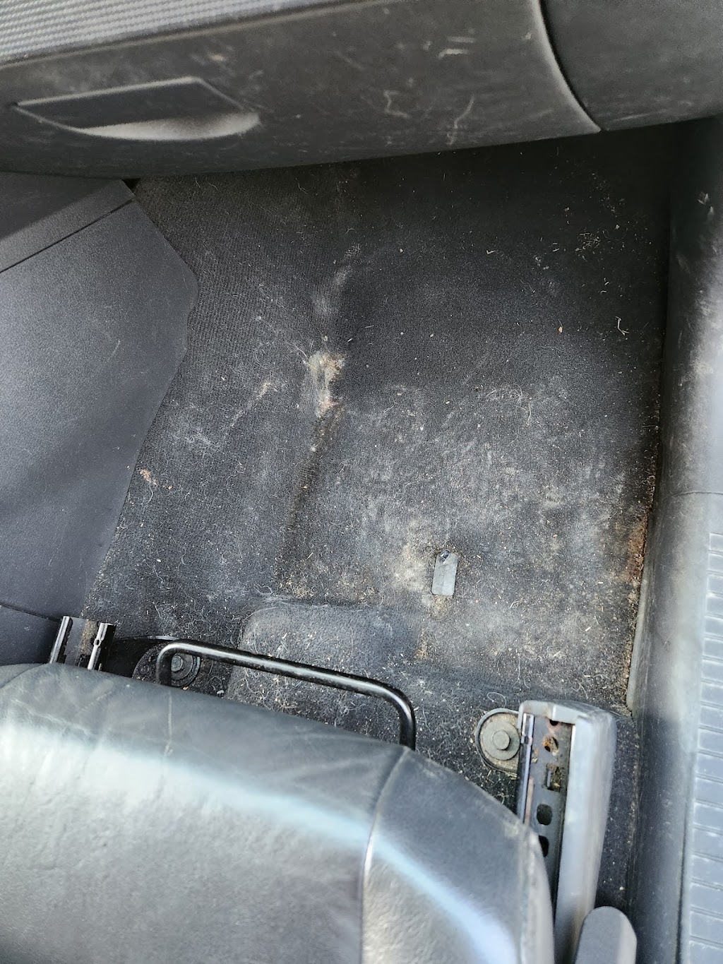 Tux Auto Detailing | 46930 Sylvan Dr, Chilliwack, BC V2R 4V7, Canada | Phone: (604) 825-7444