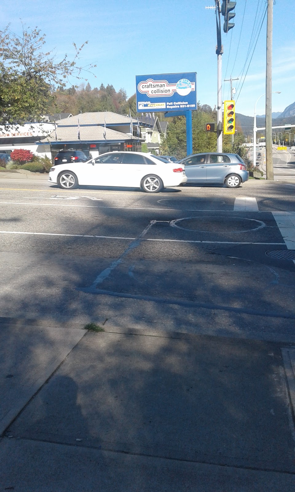 Craftsman Collision | 2036 Saint Johns Street, Port Moody, BC V3H 2A2, Canada | Phone: (604) 931-8100