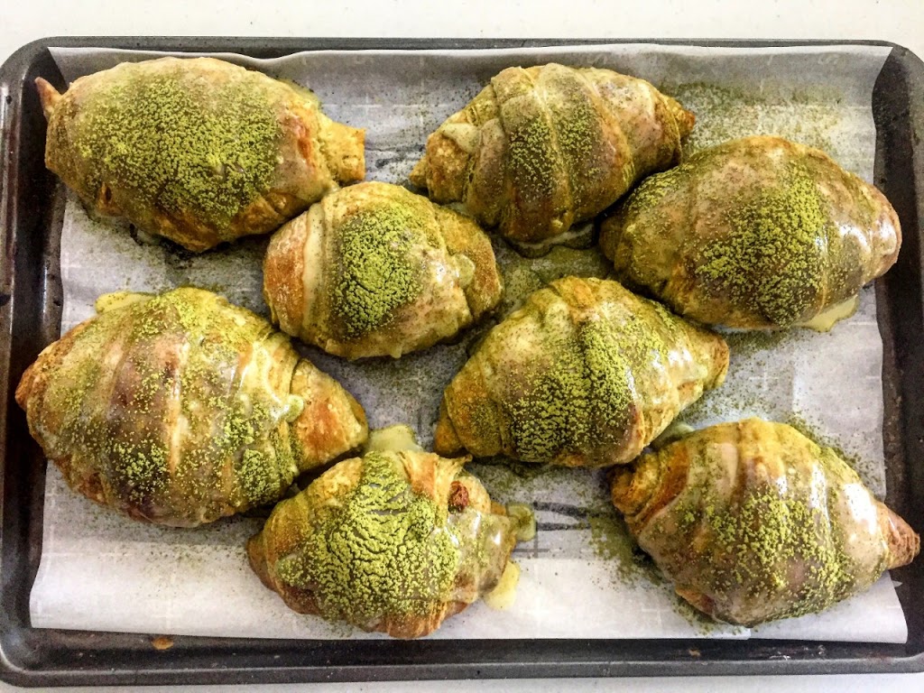 JYQ Bakery (St. Clair Pick Up) | 1 St Clair Ave W, Toronto, ON M4V 1K6, Canada