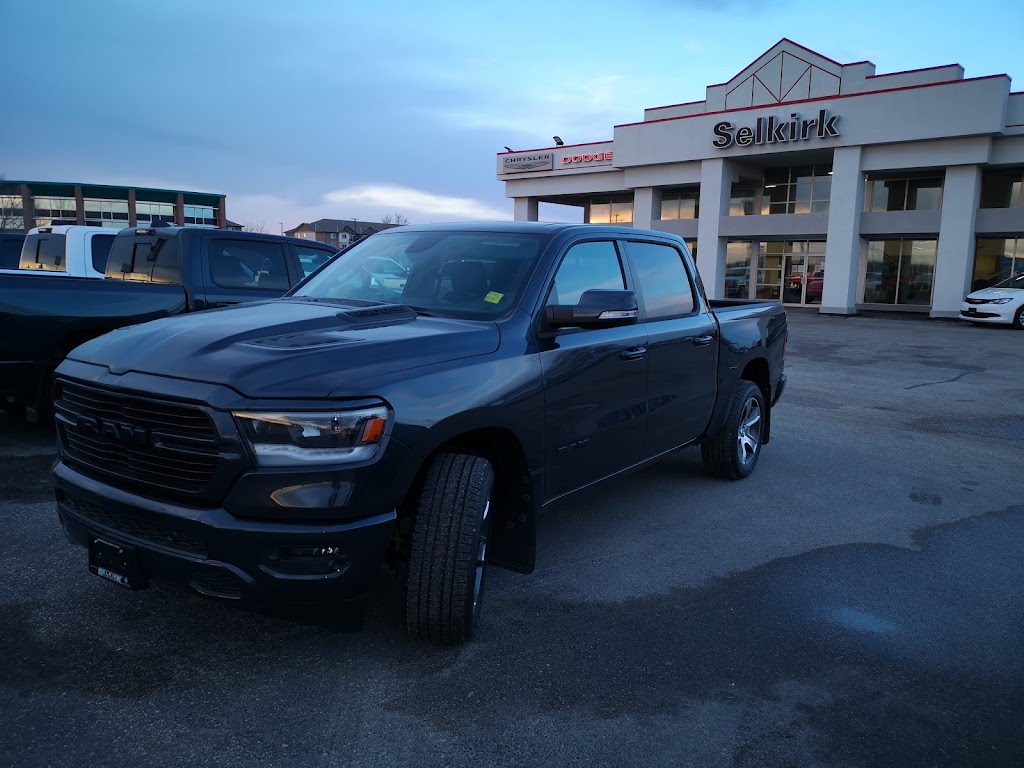 Selkirk Chrysler Dodge Jeep Ram | 1011 Manitoba Ave, Selkirk, MB R1A 3T7, Canada | Phone: (800) 204-8620