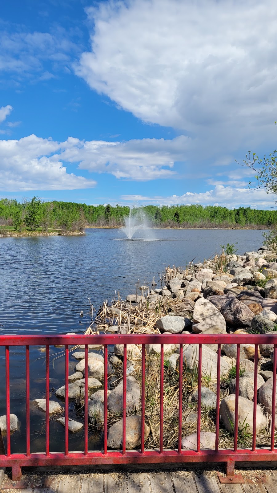 By-The-Lake Park Public Bathrooms | 64 St, Wetaskiwin, AB T9A 3C9, Canada | Phone: (780) 361-4444