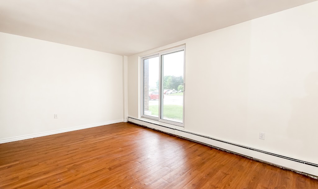 Finchgate Apartments - Skyline Living | 269 &, 275 Finch Dr, Sarnia, ON N7S 5A2, Canada | Phone: (226) 784-5958