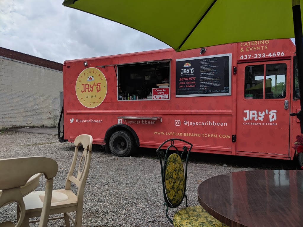 Jays Caribbean Kitchen | 2444 Yonge St, Toronto, ON M4P 2H4, Canada | Phone: (437) 333-4696
