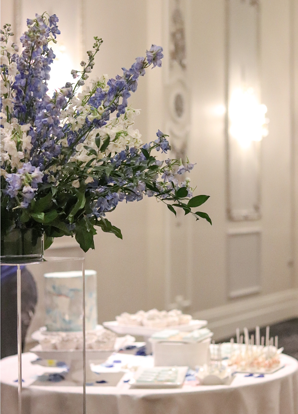 Petales de Fleurs | 20 Foundry Ave, Toronto, ON M6H 4L1, Canada | Phone: (416) 889-4964