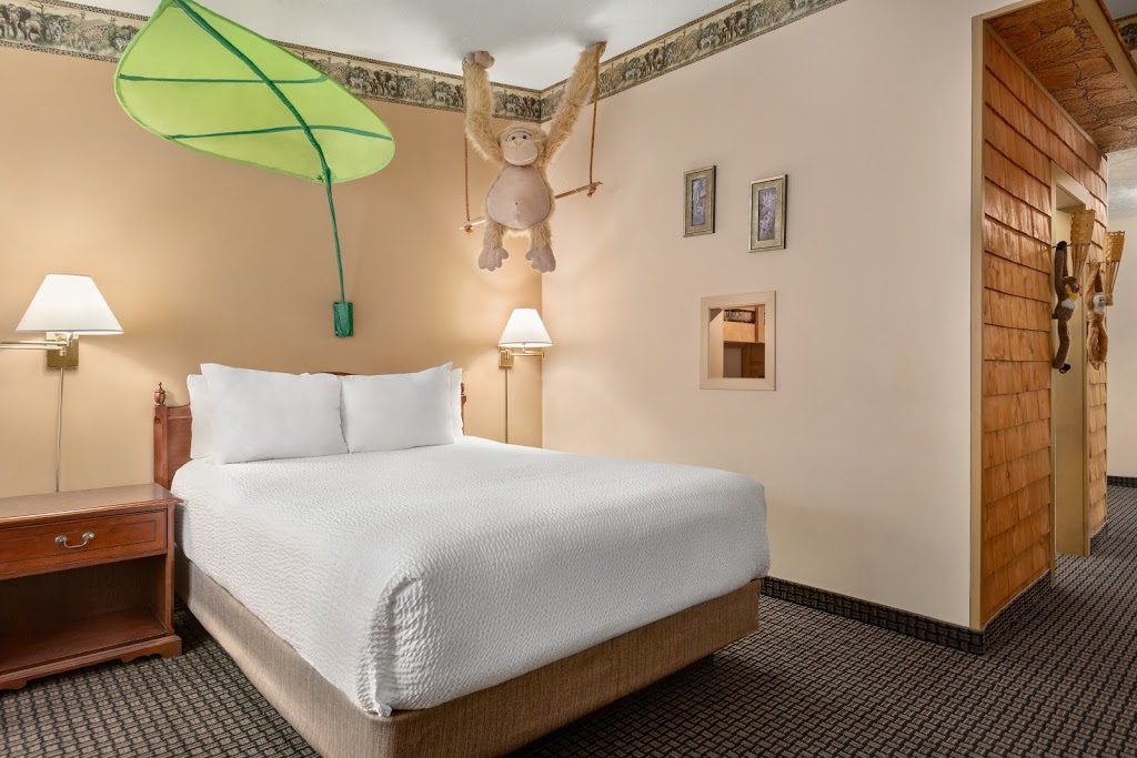 Days Inn & Suites by Wyndham Moncton | 2515 Mountain Rd, Moncton, NB E1G 2W4, Canada | Phone: (506) 801-8434