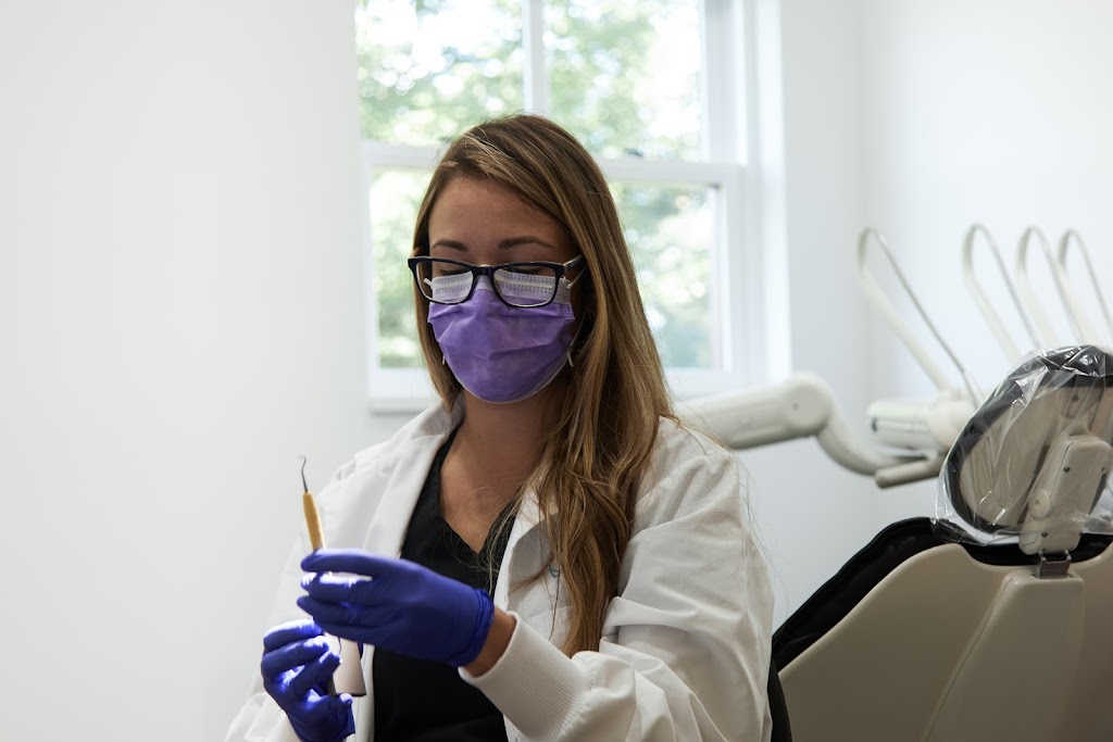 Cornwall Dental Clinic | 11 Church Street, Cornwall, PE C0A 1H0, Canada | Phone: (902) 566-4004