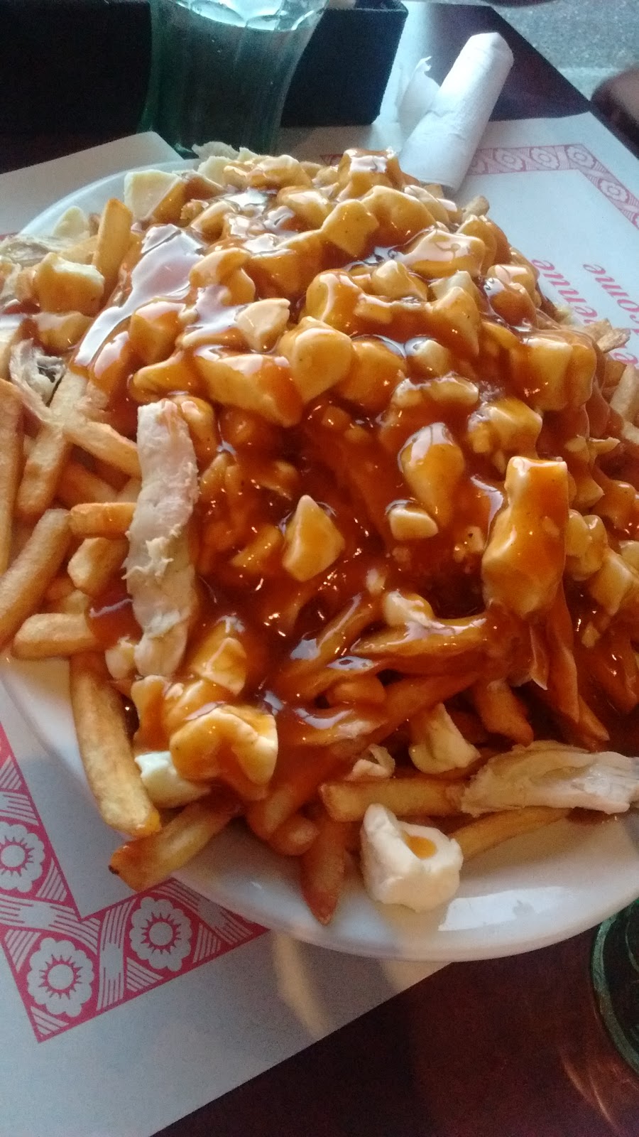 Coq o bec | 1139 Chemin des Pèlerins, Sherbrooke, QC J1E 1G6, Canada | Phone: (819) 829-5050