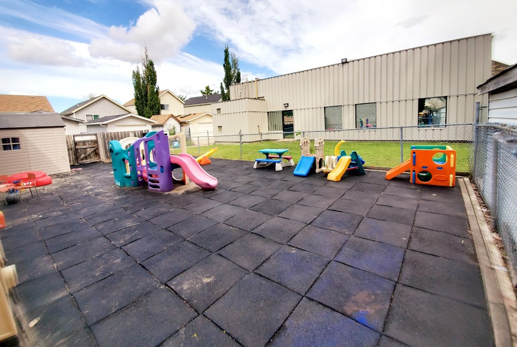 Strawberry Street Daycare & After School Care | 45 Kirkwood Way NW, Edmonton, AB T6L 6G9, Canada | Phone: (780) 461-3121