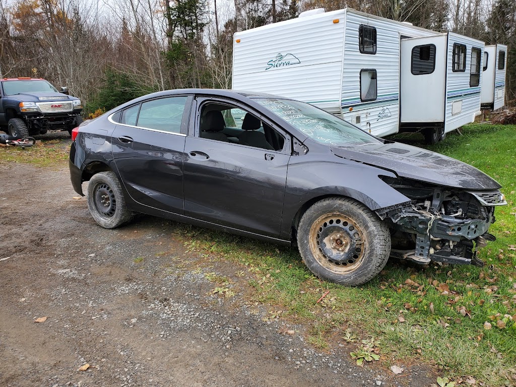 BD Auto Body & Painting | 2257 Northfield Rd, Densmores Mills, NS B0N 1J0, Canada | Phone: (902) 890-7314