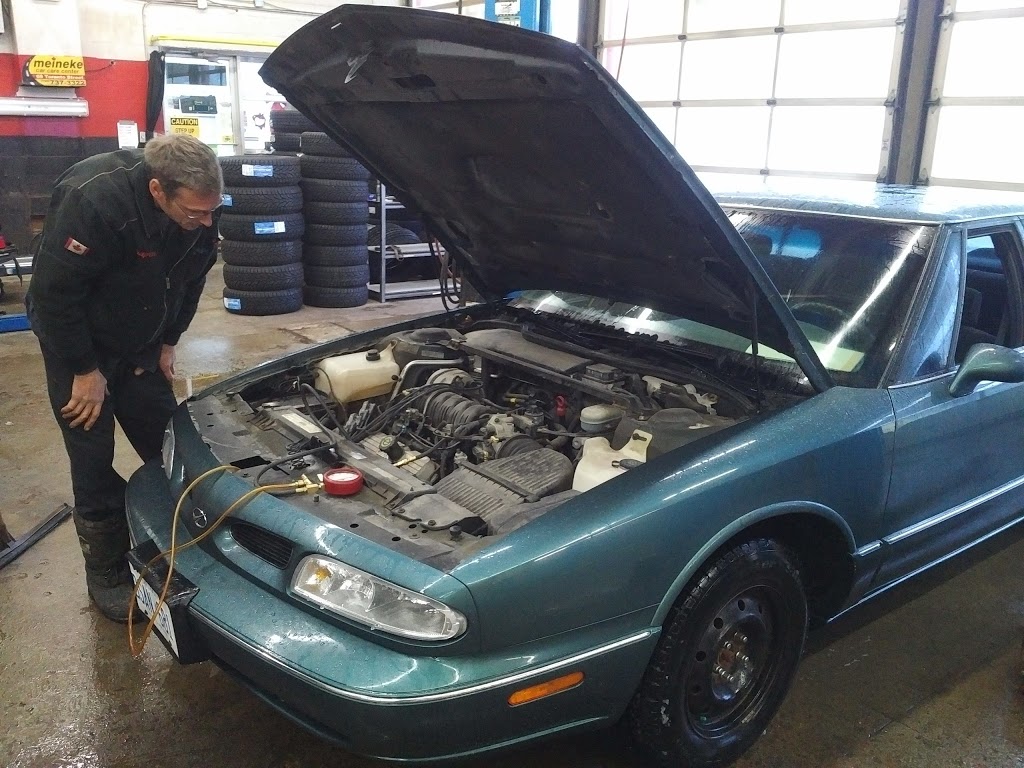 Meineke Car Care Centre | 66 Toronto St, Barrie, ON L4N 1V2, Canada | Phone: (705) 881-1626