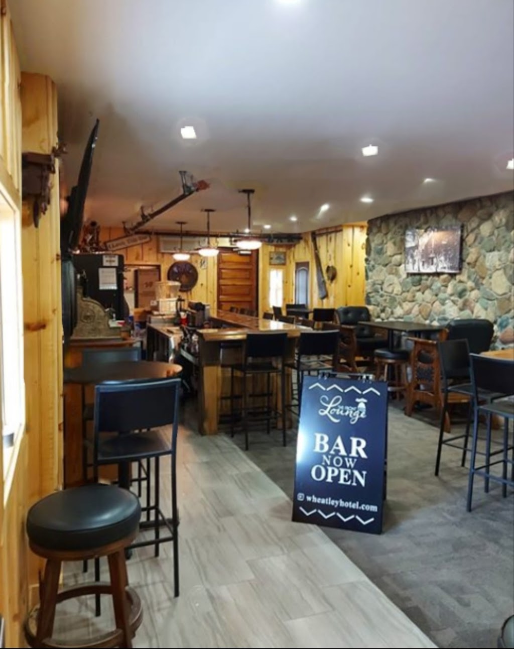 Wheatley Hotel and Front Desk Lounge | 9 Talbot Rd E, Wheatley, ON N0P 2P0, Canada | Phone: (519) 825-4637