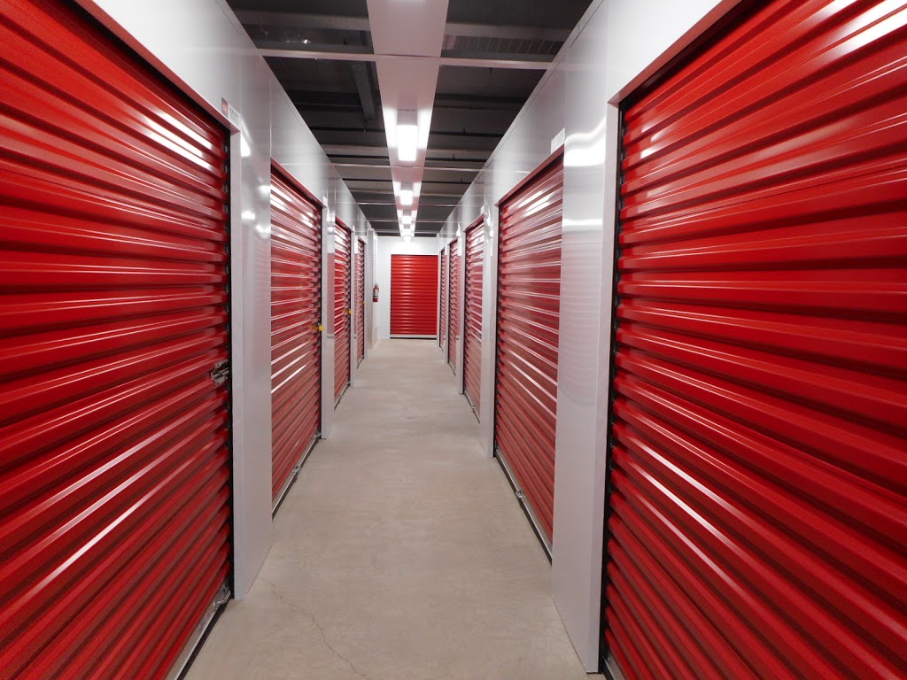 Access Storage - Kitchener Northward | 352 Maple Ave, Kitchener, ON N2H 4X3, Canada | Phone: (226) 240-3031