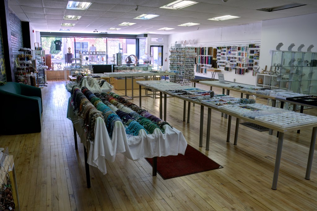 Iguana Beads | 750 King St E, Cambridge, ON N3H 3N9, Canada | Phone: (519) 653-2200