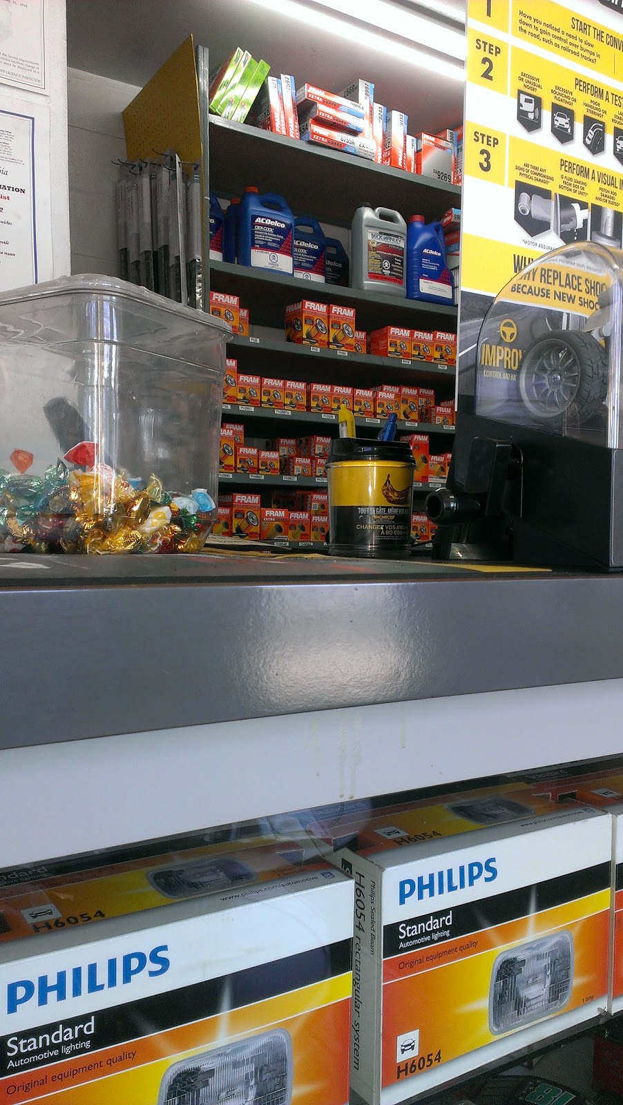 Deckers Automotive Centre | 7258 Gilley Avenue, Burnaby, BC V5J 4X3, Canada | Phone: (604) 433-8178