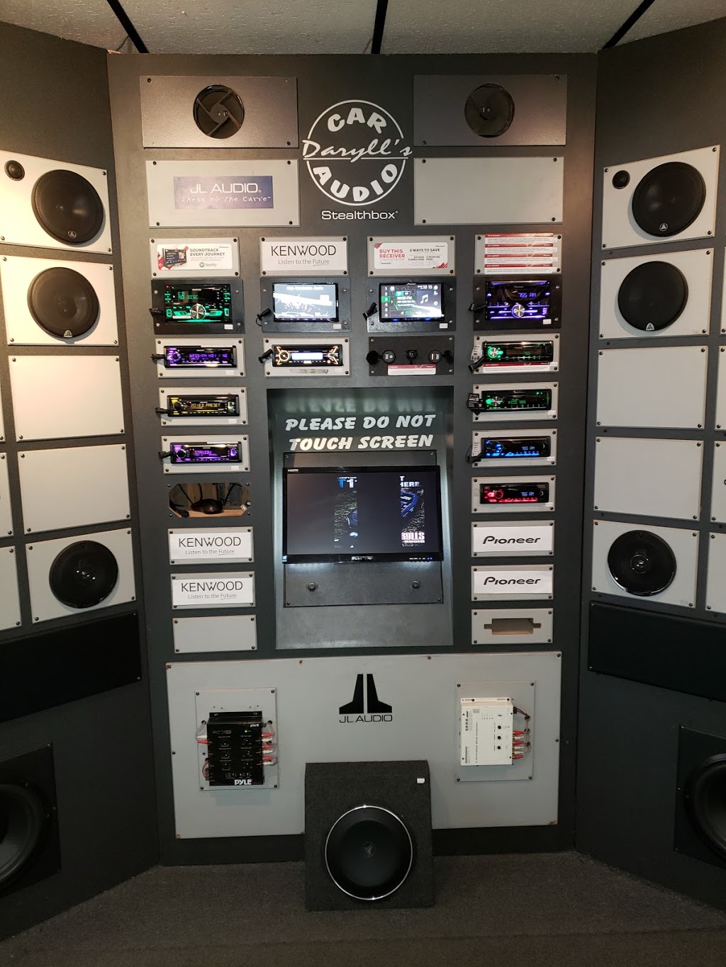 Darylls Car Audio | 530 Dick Rd, Depew, NY 14043, USA | Phone: (716) 685-2279