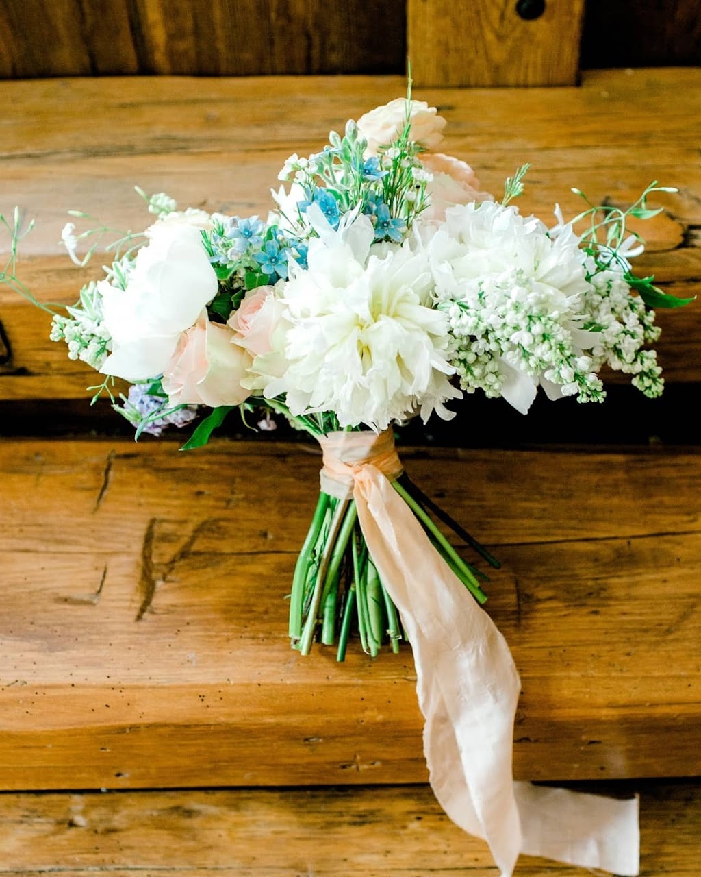Gooseberry Custom Floral Design | 998 Hamilton Rd, London, ON N5W 1A5, Canada | Phone: (519) 702-3768