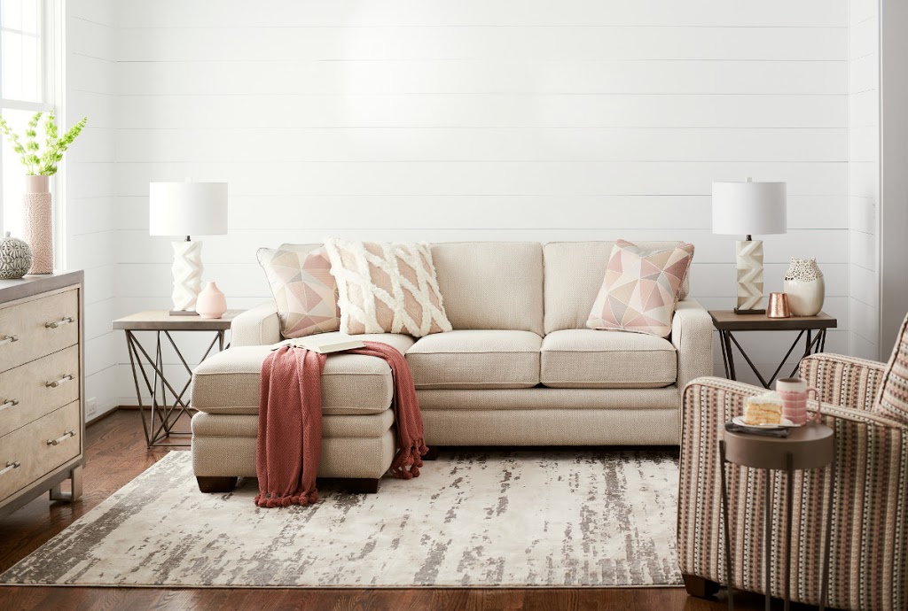 La-Z-Boy Home Furnishings & Décor | 4300 King St E, Kitchener, ON N2P 2G5, Canada | Phone: (519) 650-4300