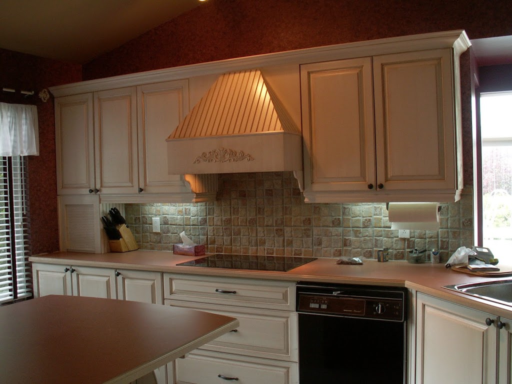 Ébénisterie Roland Beauregard | 583 3e Rang E, Sainte-Cécile-de-Milton, QC J0E 2C0, Canada | Phone: (450) 375-4466