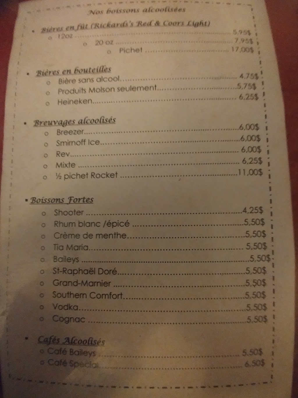 Resto Le St-Jacques | 7 St Jacques S, Coaticook, QC J1A 2N6, Canada | Phone: (819) 804-0691