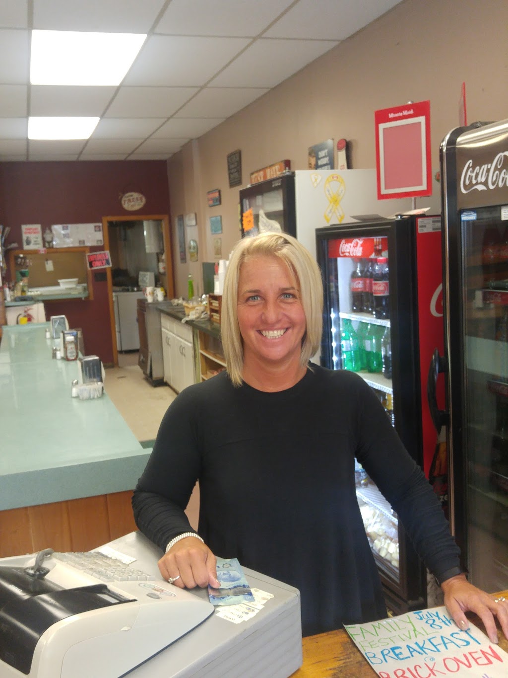 Brick Oven The | 97 King St, Woodville, ON K0M 2T0, Canada | Phone: (705) 439-2723