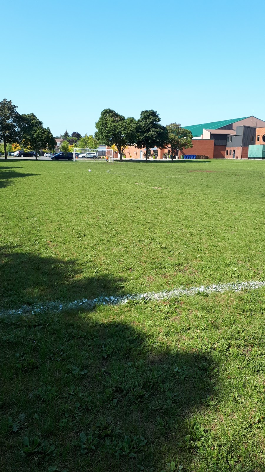 Meades Park | Boul Hymus, Kirkland, QC H9H 3W7, Canada