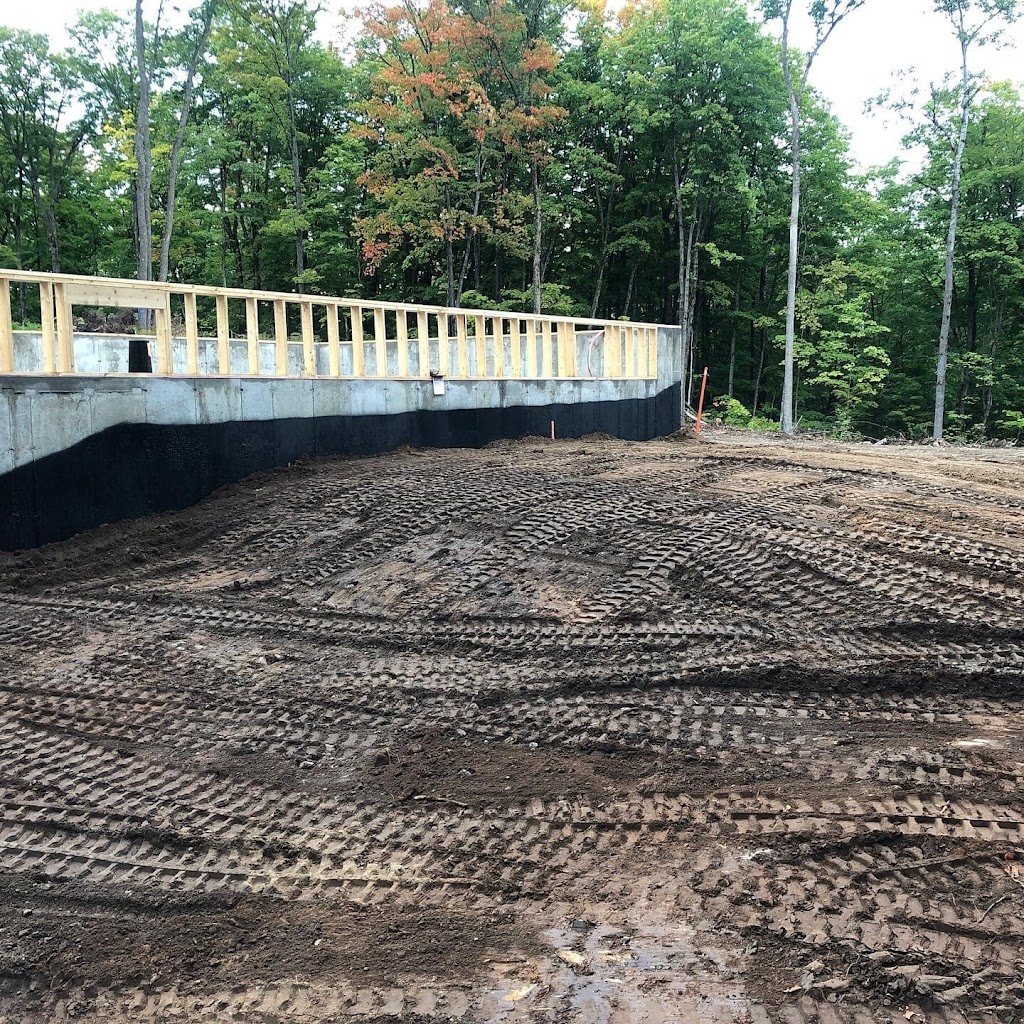 Just N Time Excavating | 513 Cross Country Rd Rr 5, Bancroft, ON K0L 1C0, Canada | Phone: (613) 334-9226