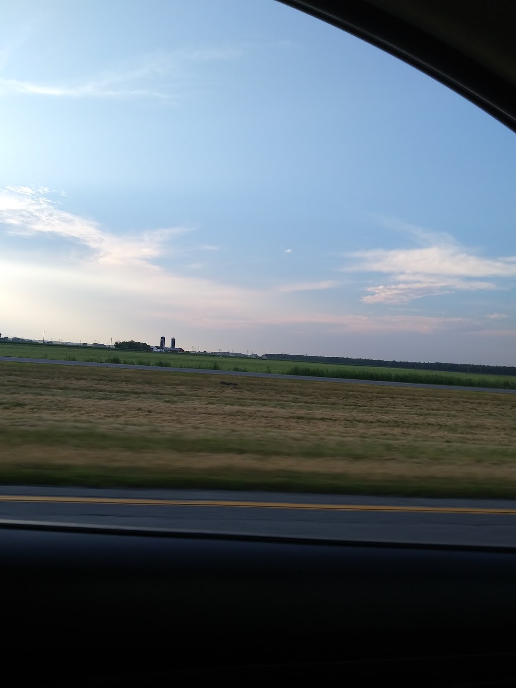 On Way To Hotel Repotel | Rue Principale & Autoroute 20 &, Trans-Canada Hwy, Sainte-Hélène-de-Bagot, QC J0H 1M0, Canada