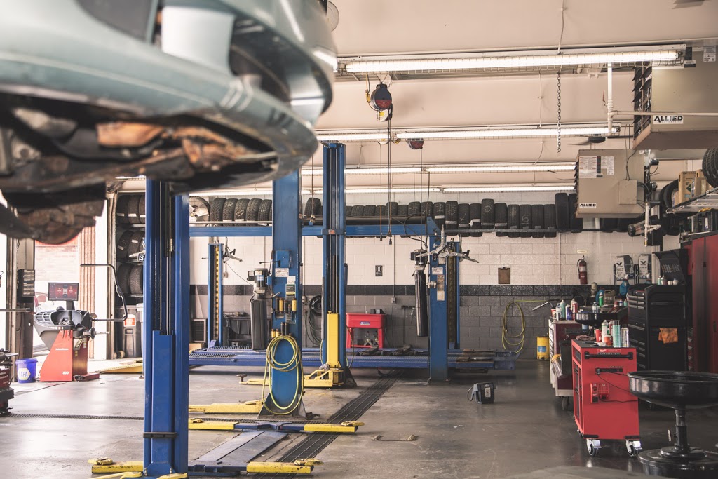 NAPA AUTOPRO - Centre de Service Automobile Boucherville Inc. | 425A Rue Samuel de Champlain, Boucherville, QC J4B 1P7, Canada | Phone: (450) 641-9822