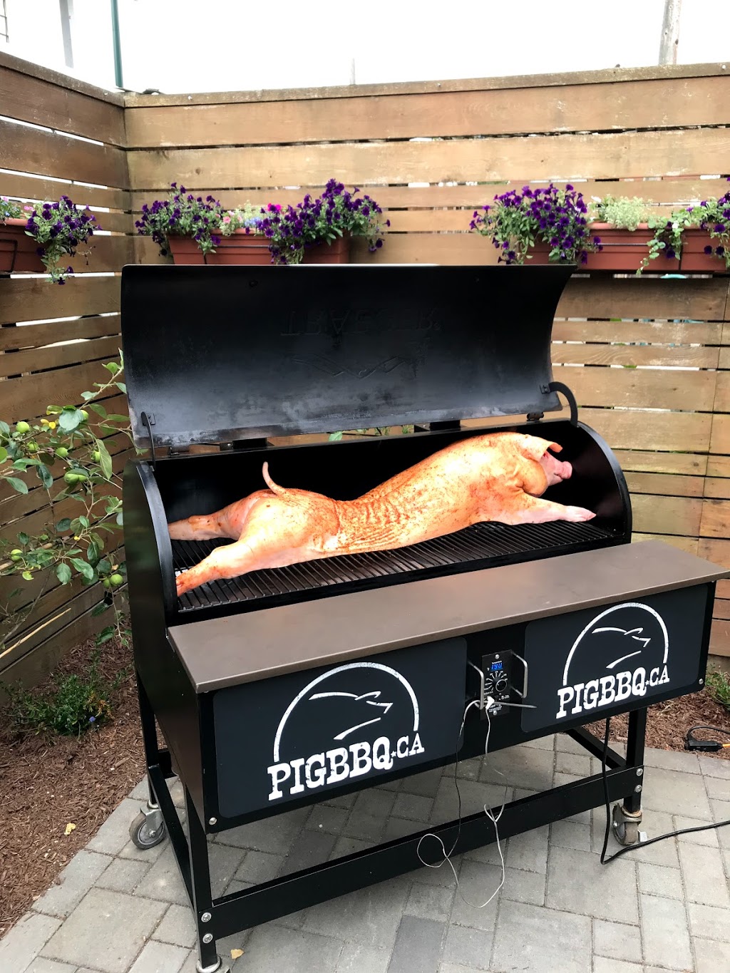 PigBBQ.ca | 41684 Yale Rd, Chilliwack, BC V2R 4J3, Canada | Phone: (604) 845-1717