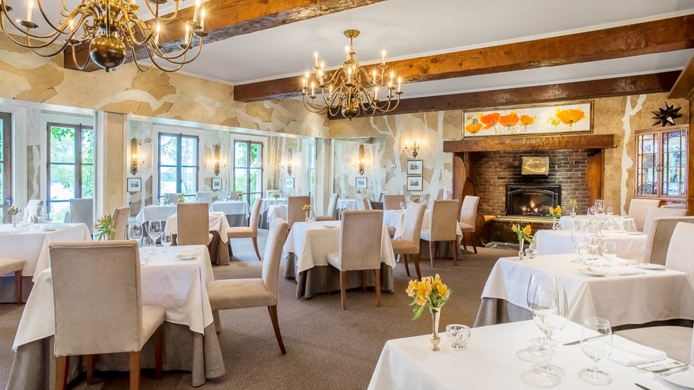 Restaurant Le Hatley | 575 Rue Hovey, North Hatley, QC J0B 2C0, Canada | Phone: (819) 842-2421
