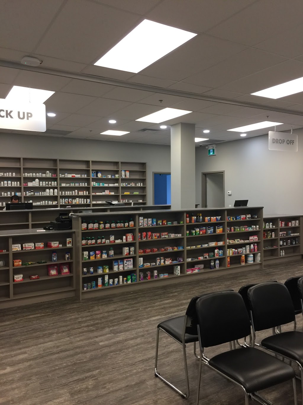 Major MacKenzie Medical Centre - Walk-In & Family Clinic | 3420 Major MacKenzie Dr W, Woodbridge, ON L4H 4J6, Canada | Phone: (416) 410-1770