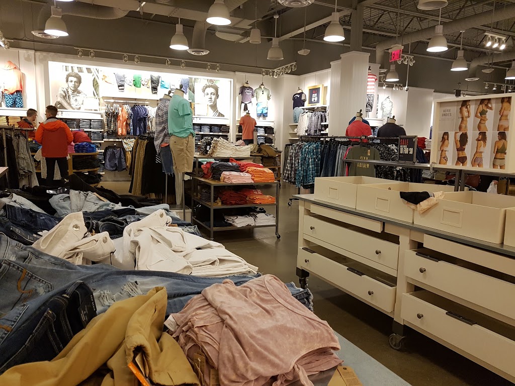 American Eagle Outfitters | TORONTO PREMIUM OUTLETS, 13850 Steeles Ave Suite 830, Halton Hills, ON L7G 5G2, Canada | Phone: (905) 875-2796